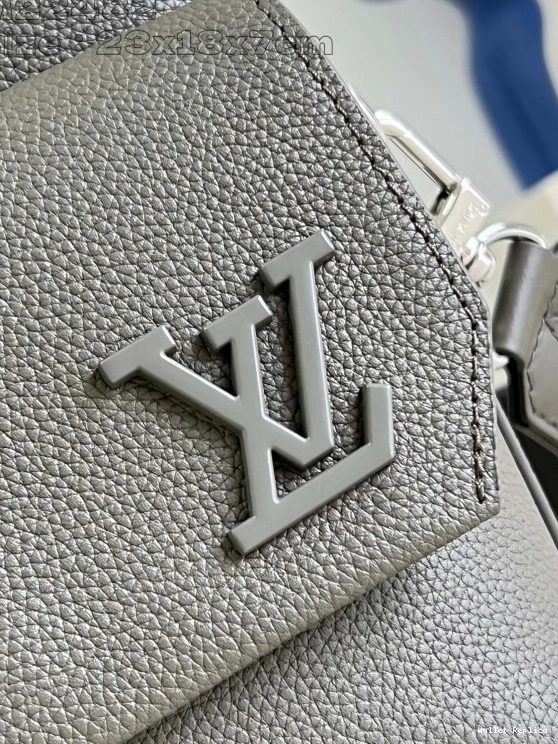 Cheap VUITTON LOUIS Messenger-23.5*18*7CM Fastline 0715
